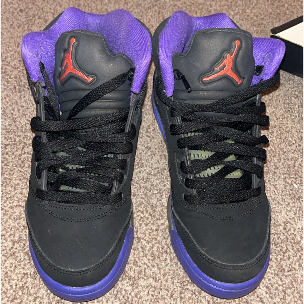 Nike Air Jordan 5 Retro GG “Raptors”
Black/Ember Glow-Fierce Purple